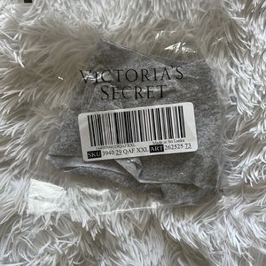 victoria’s secret pink underwear